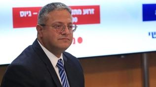 Meclis'e 'yal urgan' rozetiyle katld