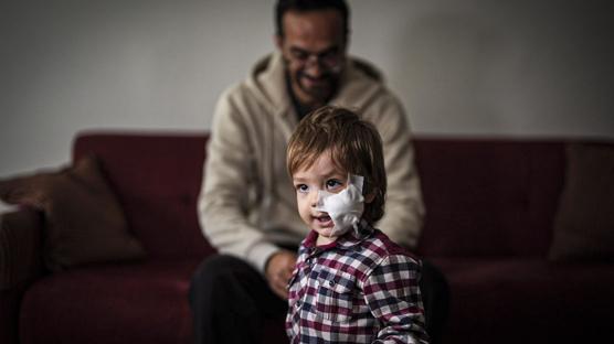 Ankara'da pitbull saldırısına uğrayan iki kardeşten Efe de taburcu edildi