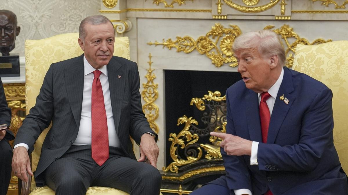 Trump: Güçlü bir ordu inşa etti