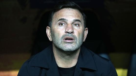 Okan Buruk, Monaco maçına 2 değişiklikle çıktı