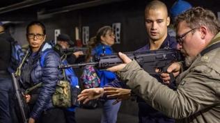 'Sava iin bar' m 'bar iin sava' m?