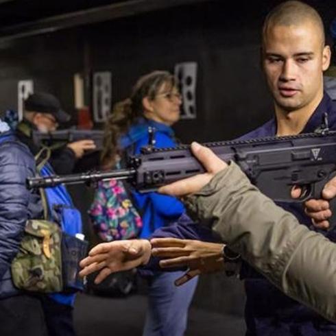 'Sava iin bar' m 'bar iin sava' m?