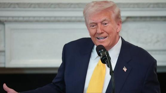 Trump, ikinci füze saldırısını savundu: Şüpheliler tekneyi düzeltmeye çalışıyordu