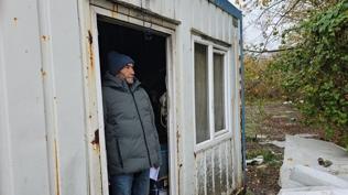 Villa beklerken barakaya kald