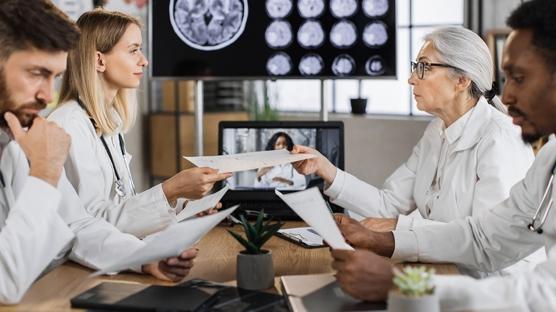 Alzheimer tedavisinde yeni umut: Farelerde plaklarnn saatlerde temizlendii gzlendi