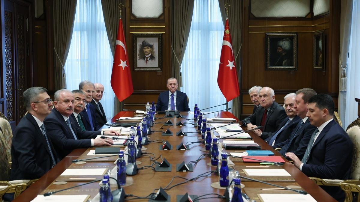 Cumhurbaşkanı Erdoğan, Yüksek İstişare Kurulu Toplantısı'na başkanlık etti