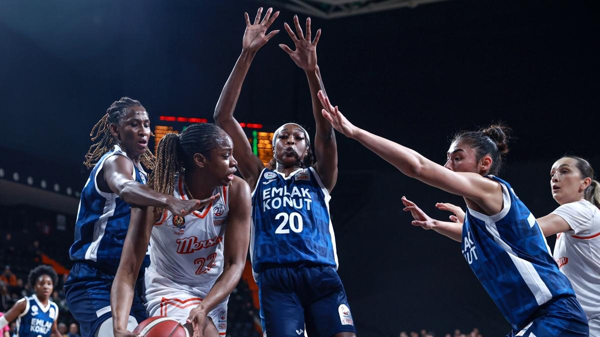 Emlak Konut yarn Perfumerias Avenida'y arlayacak