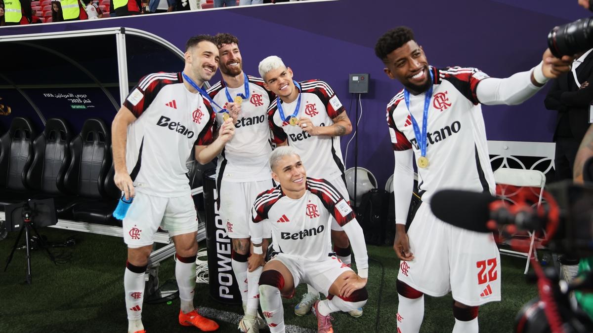 Flamengo, Ktalararas Kupa'da play-off'a ykseldi