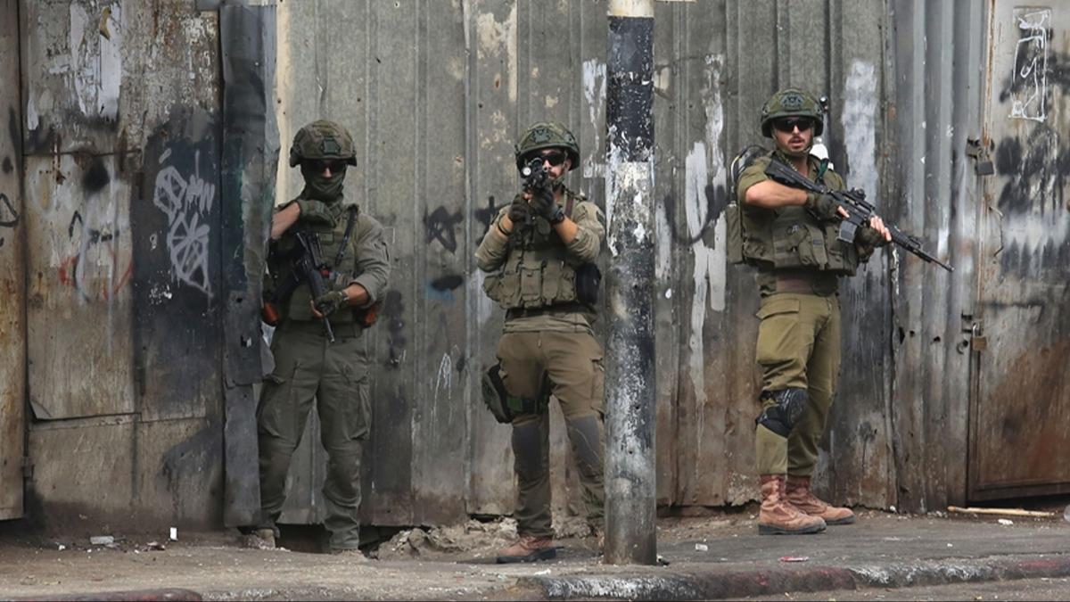 srail ordusu Nablus'ta Filistinli 2 kardei infaz etti