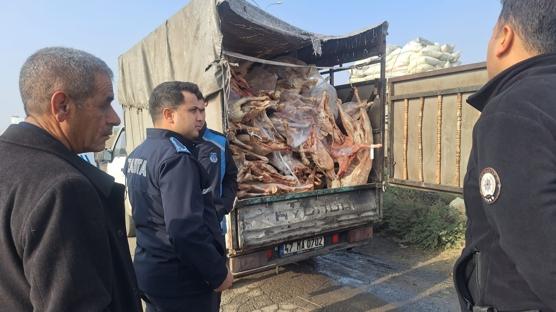 Mide bulandıran görüntü! Çürümüş tonlarca eti vatandaşa yedireceklerdi