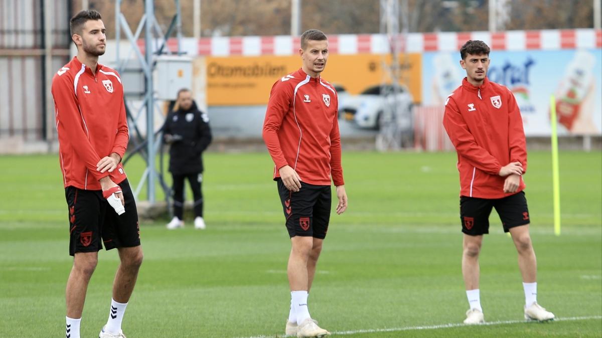 Samsunspor, AEK mana hazr