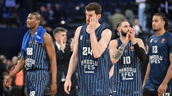 Anadolu Efes, Valencia Basket deplasmannda