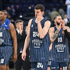 Anadolu Efes, Valencia Basket deplasmannda