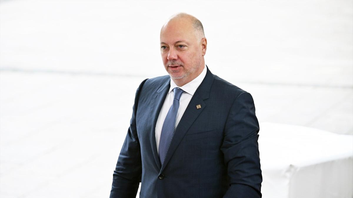 Babakan Jelyazkov istifa etti