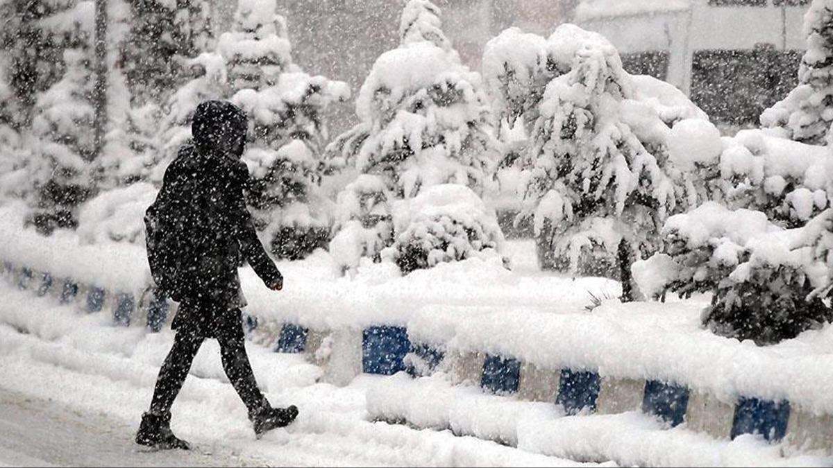 Saanak ve kar geliyor