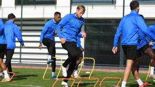 Manisa FK, Serikspor mesaisine devam ediyor