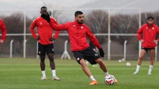 Sivasspor, orum FK mana hazrlanyor