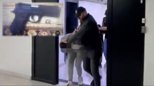 Tek tek vurdu intihar süsü verdi: Miras uğruna ailesini katletti