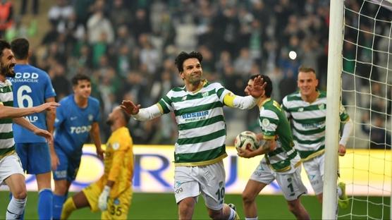 Bursaspor, Ankara Demirspor'u 4 golle geti