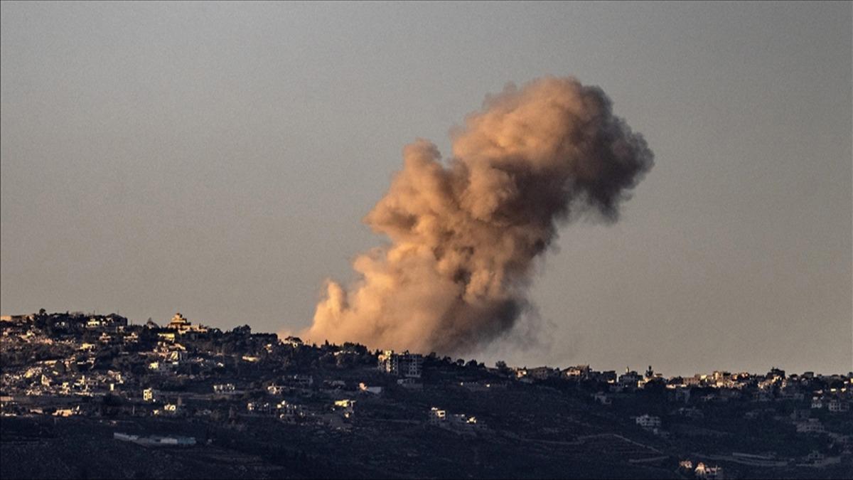 İsrail Lübnan'a hava saldırıları düzenledi