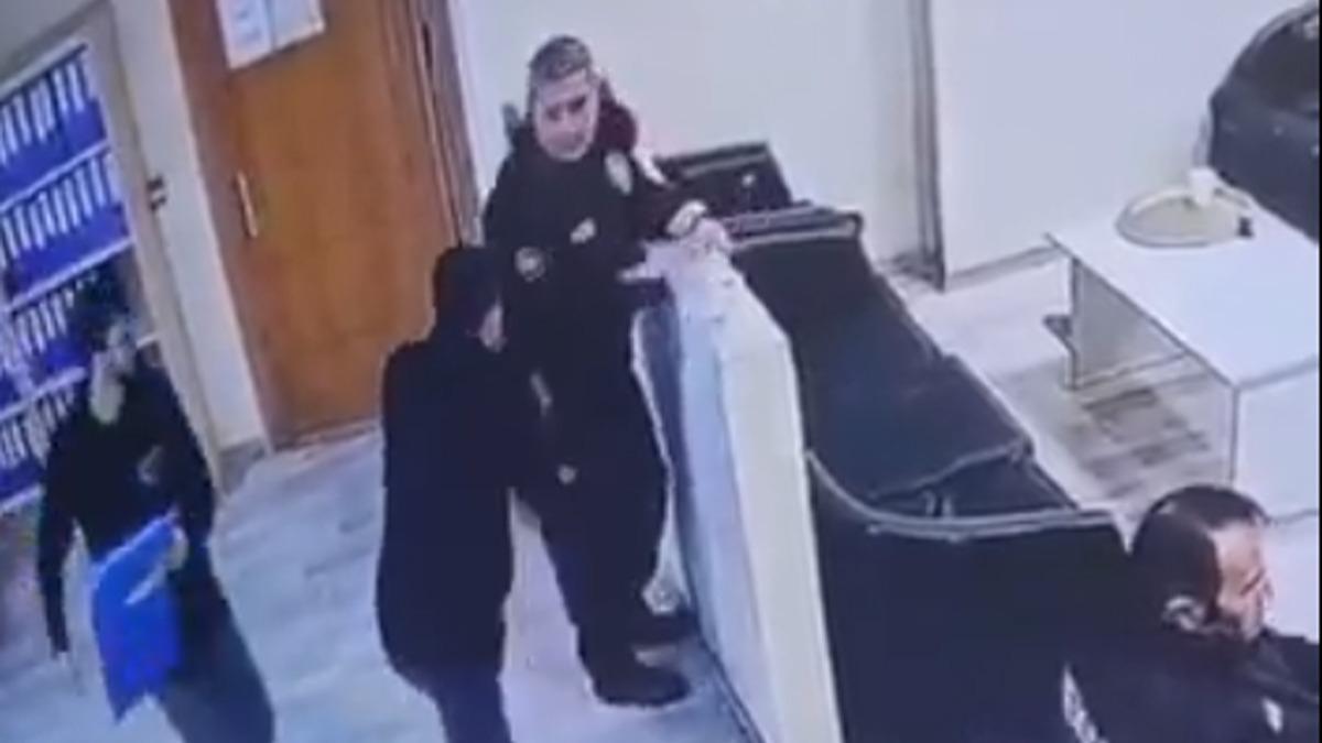 Kendisine yardm eden bekinin silahn almaya kalkan kii etkisiz hale getirildi