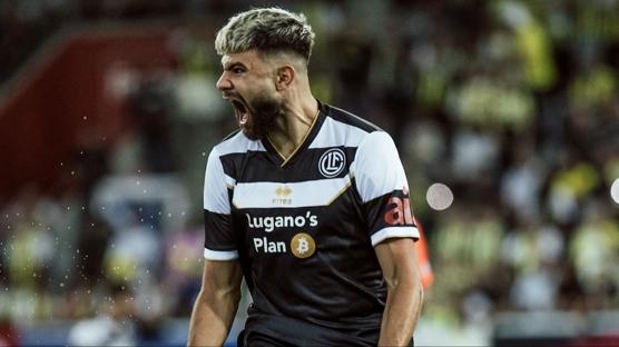 Beşiktaş stoper arayışında