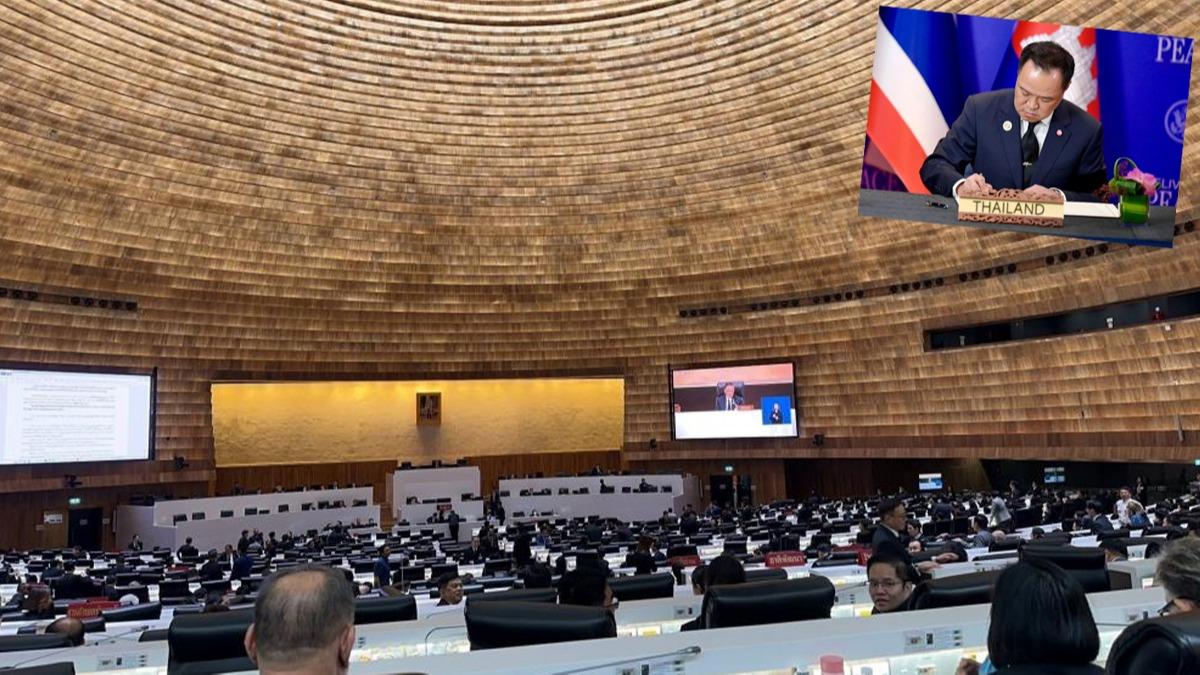 Tayland'da siyasi ve askeri kriz byrken erken seim karar geldi