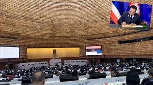 Tayland'da siyasi ve askeri kriz büyürken erken seçim kararı geldi