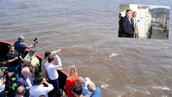 AK Parti'den zmir'e proje yamuru! 'Biz sahadayz, onlar ile bakanlnda'