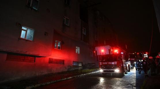 Arnavutköy'de fabrika yangını: 1'i ağır 3 yaralı