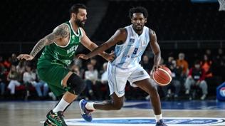 Türk Telekom, Bursaspor Basketbol'u farklı yendi