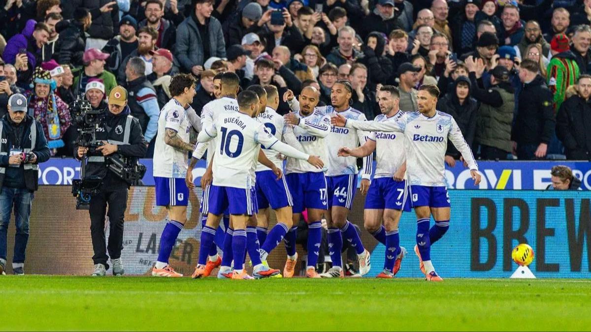 Aston Villa seriyi 11 ma�a ��kard�