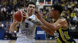 Dev derbide kazanan Fenerbahçe Beko!