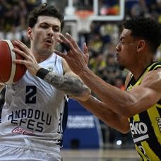 Dev derbide kazanan Fenerbah�e Beko!