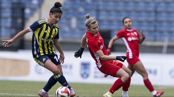 Fenerbahe, galibiyeti son anda kard