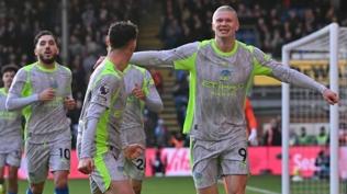 Manchester City seriyi sürdürdü