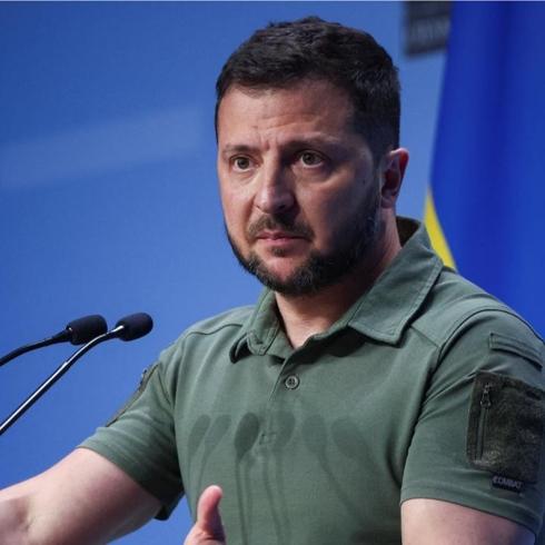 Zelenski'den Rusya aklamas: Halkmza ok zarar vermek istiyor