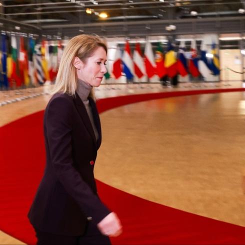 AB'den uyar�: Rusya durmayacak