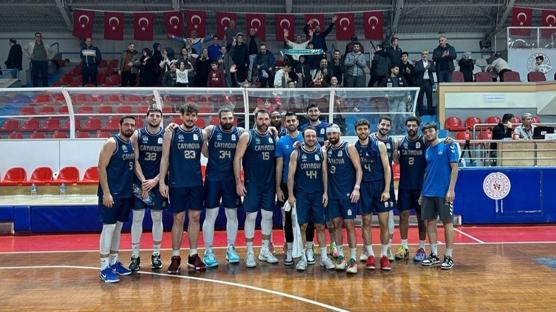 ayrova Belediyesi, Katspor'u devirdi