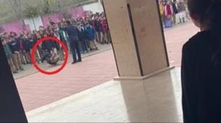 Okul müdürünün öğrenci şiddeti kamerada