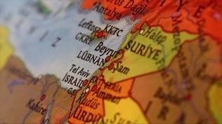 Lbnan, lkenin dousundaki askerlerine Suriye tarafndan ate aldn bildirdi