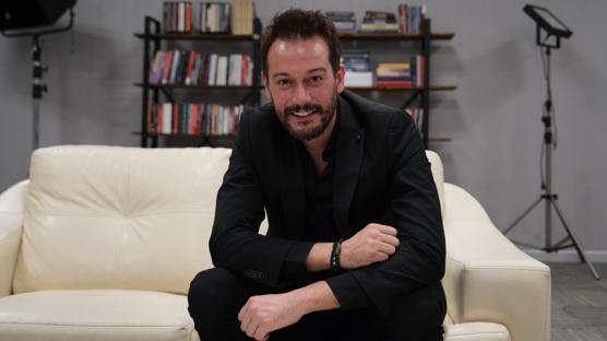 Oyuncu Burak Serdar �anal: �Ye�il Deniz hi� bitmesin istiyorum�