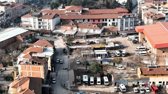 AFAD, S�nd�rg�'da ticari hayat� yeniden aya�a kald�r�yor! Prefabrik �ar�� kuruluyor