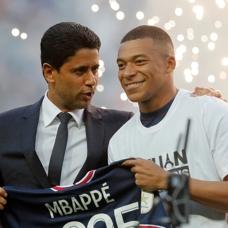 Davay� Kylian Mbappe kazand�! PSG 61 milyon euro tazminat �deyecek