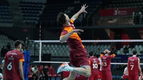 Galatasaray, 5 setlik maçta kazandı