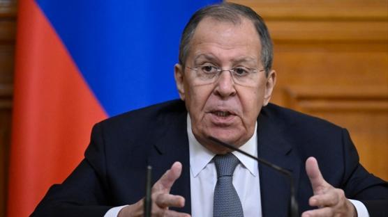 Lavrov'dan ABD'ye �vg�, AB'ye ele�tiri