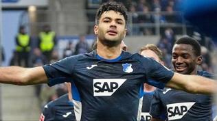 Ozan Kabak, haftanın 11'inde