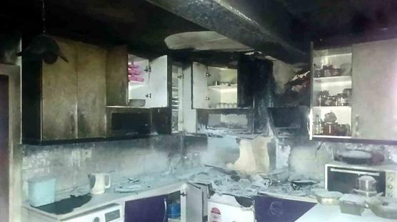 Bir bardak su almaya kalkt�, faciay� �nledi