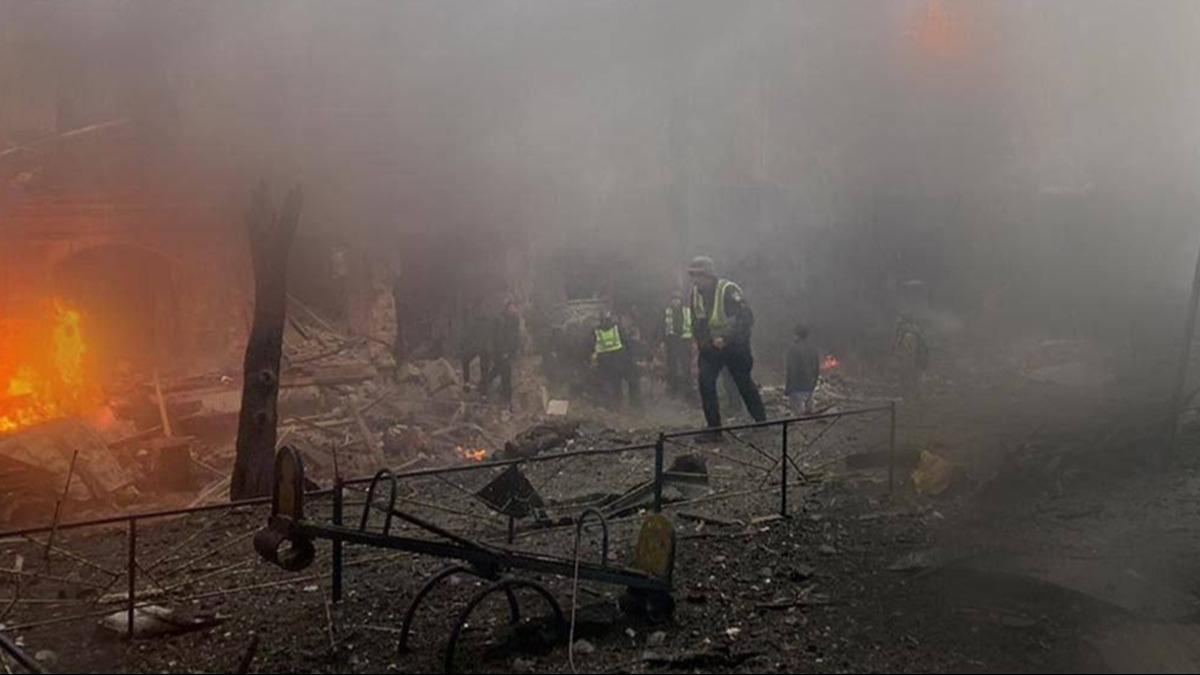 Bölgede gerilim tırmanıyor... Rusya, yerleşim yerine saldırdı: Çok sayıda yaralı var