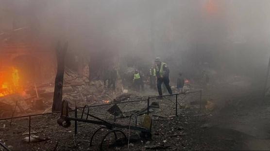 B�lgede gerilim t�rman�yor... Rusya, yerle�im yerine sald�rd�: �ok say�da yaral� var